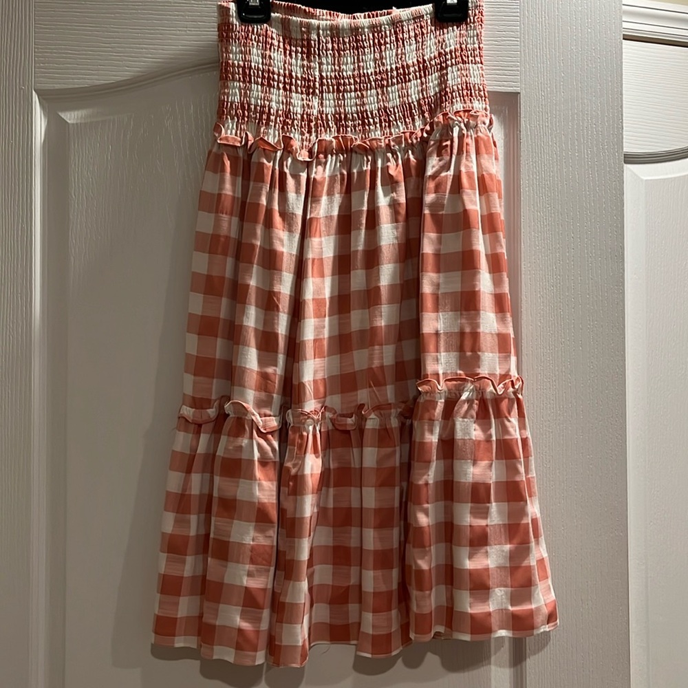 Tiered  skirt